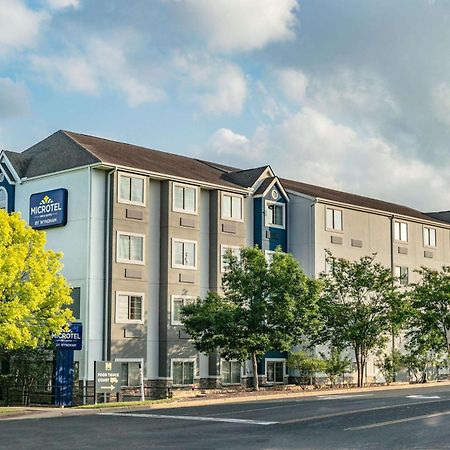 Microtel Inn & Suites By Wyndham Austin Airport Zewnętrze zdjęcie